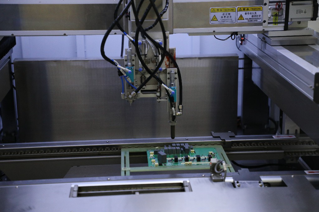 PCB电路板涂覆三防漆是指哪三防有什么用?PCB三防漆涂覆的作用