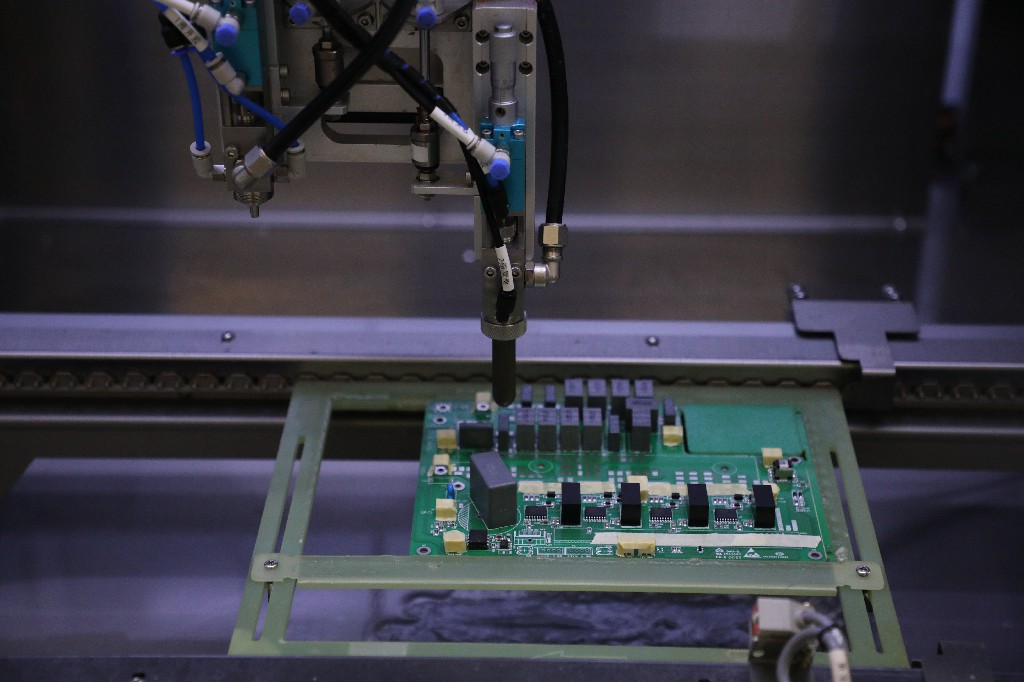 PCB加工电路板三防漆怎样扫除?电路板三防漆扫除要领