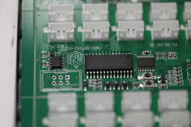 PCB抄板加工费是怎样收取的?PCB抄板收费要领和价钱因素