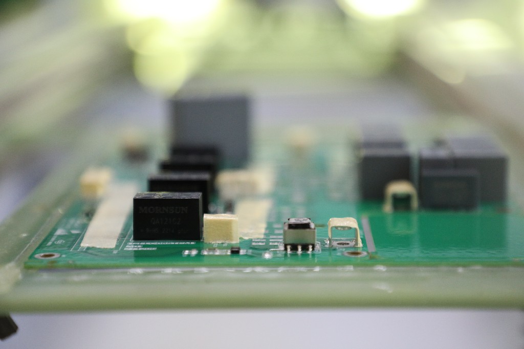 哪些PCB电路板需要涂三防漆?需要涂三防漆PCB电路类型