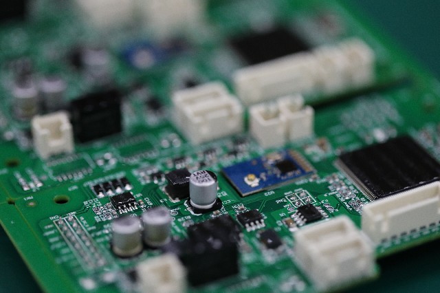 PCBA加工选材需思量哪些因素?PCBA加工选材需思量的要害